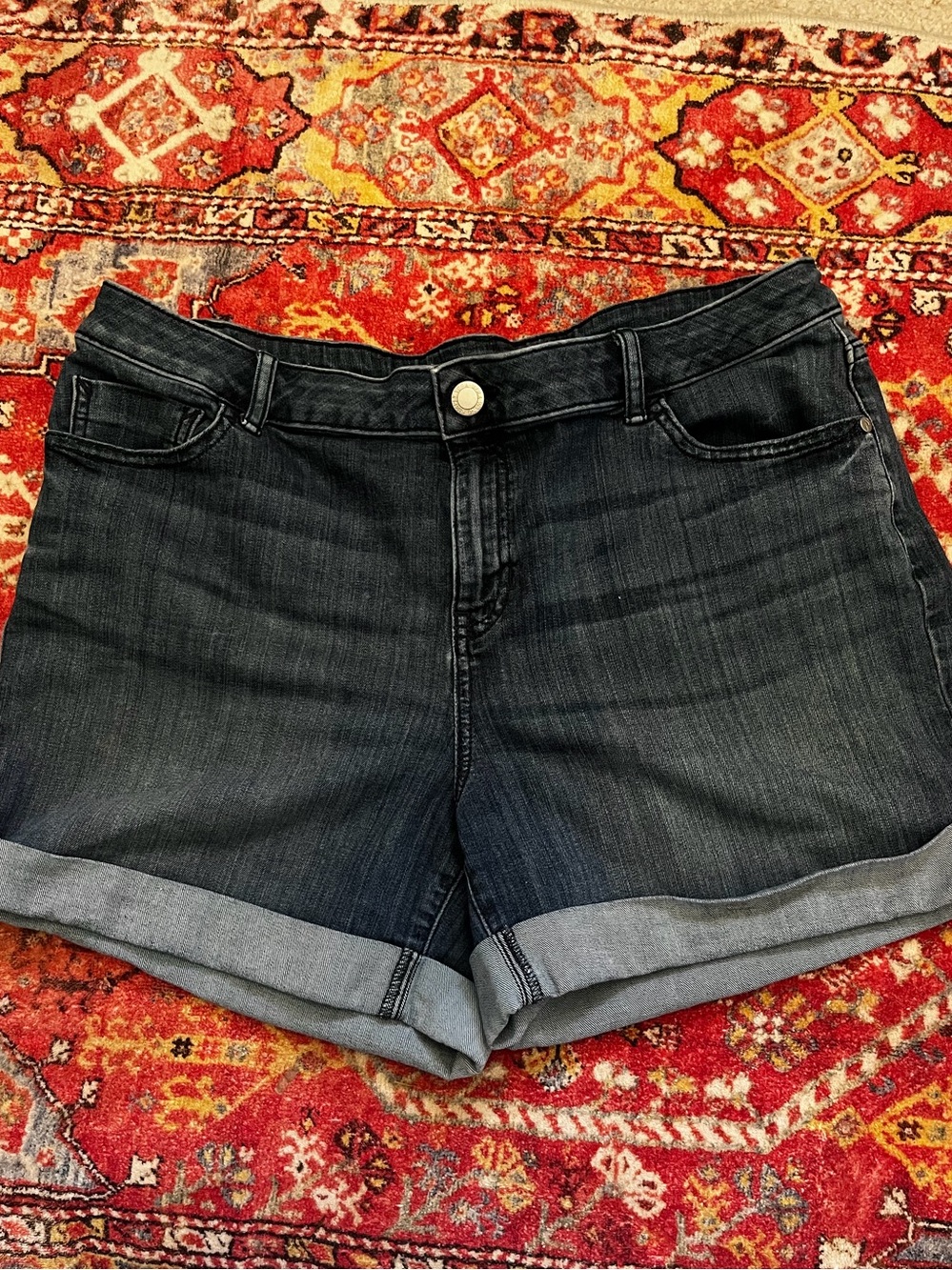 Simply Vera Vera Wang Dark Blue Rolled Cuff Jean Shorts